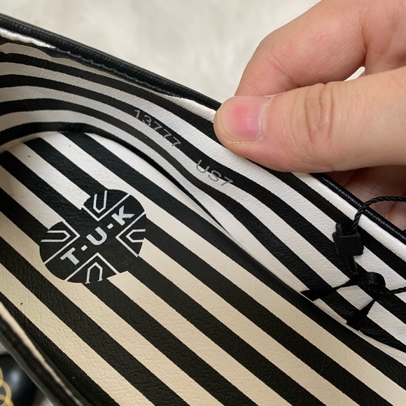 ModCloth Buzz Just Because Ballet Flat - Picture 7 of 8